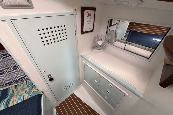 Kahuna 30ft Nonsuch Yacht For Sale