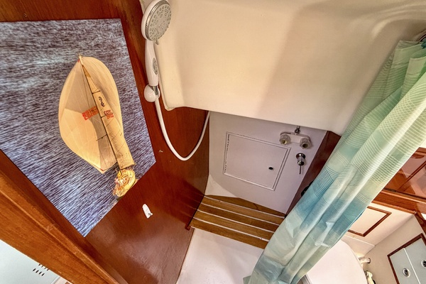 Kahuna 30ft Nonsuch Yacht For Sale