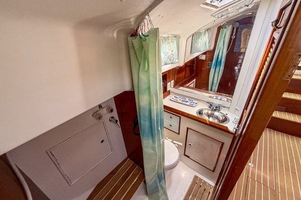 Kahuna 30ft Nonsuch Yacht For Sale