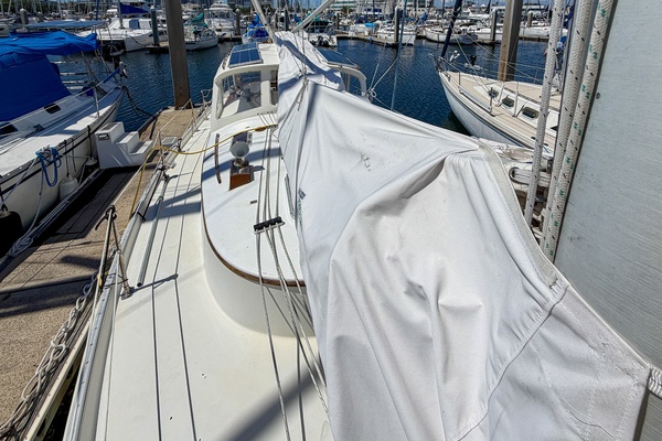 Kahuna 30ft Nonsuch Yacht For Sale