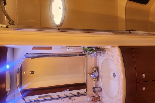 Moonstruck 53ft Carver Yacht For Sale