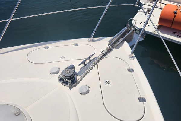 Moonstruck 53ft Carver Yacht For Sale