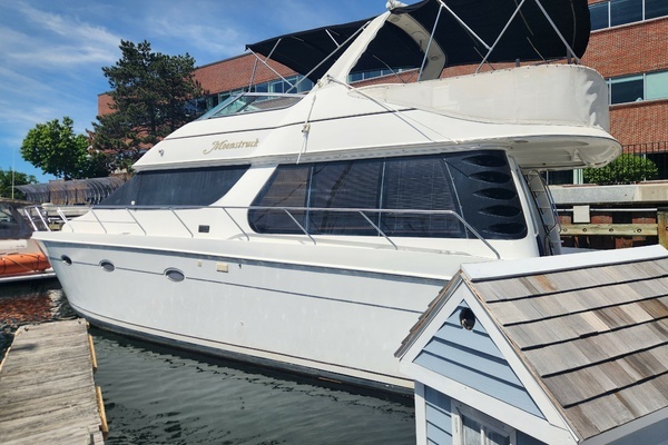 53-ft-Carver-1998-Voyager-Moonstruck Charlestown Massachusetts United States  yacht for sale