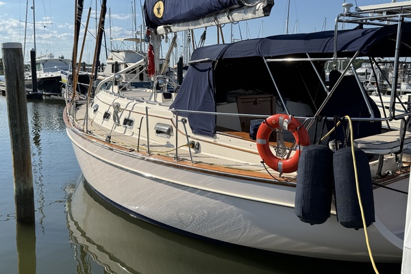 Gypsy 35ft Island Packet Yacht For Sale