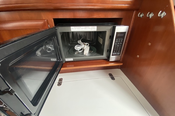 Excalibur 37ft Beneteau Yacht For Sale
