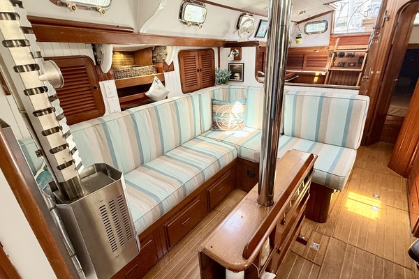 Makai 42ft Tayana Yacht For Sale