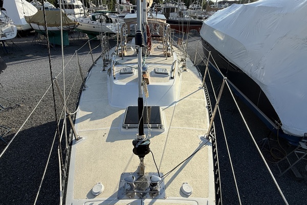 Makai 42ft Tayana Yacht For Sale