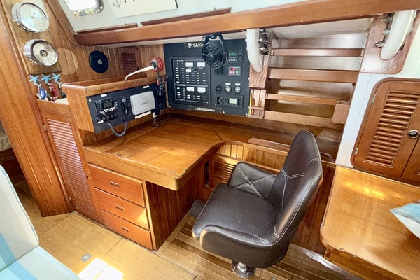 Makai 42ft Tayana Yacht For Sale