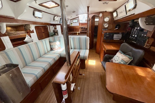 Makai 42ft Tayana Yacht For Sale