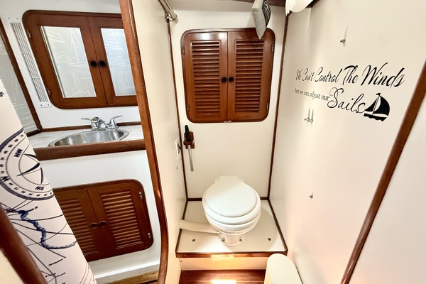 Makai 42ft Tayana Yacht For Sale