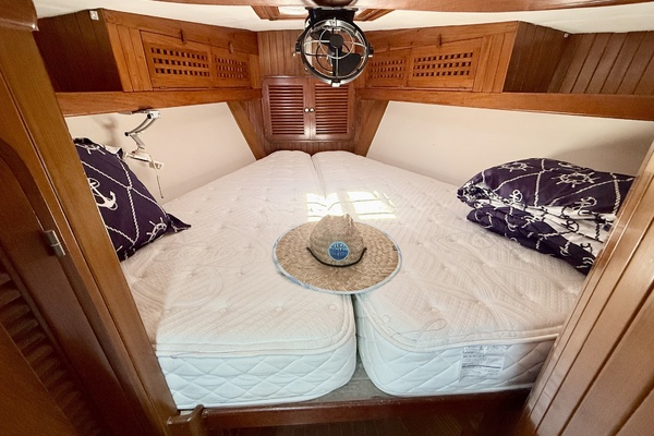 Makai 42ft Tayana Yacht For Sale