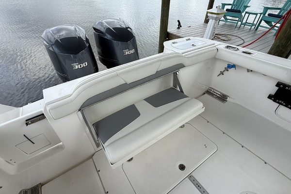 29ft Everglades Yacht For Sale