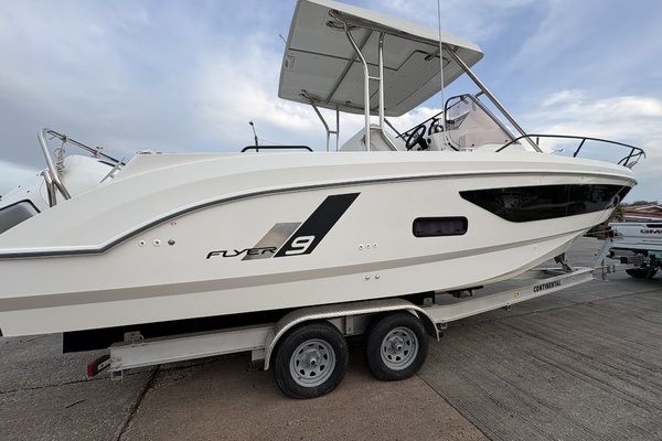 29ft Beneteau Yacht For Sale