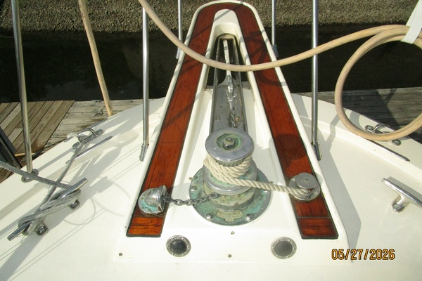 RoBoat 42ft Hatteras Yacht For Sale
