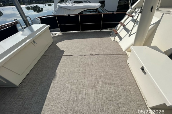 RoBoat 42ft Hatteras Yacht For Sale