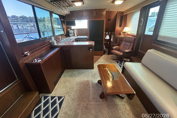 RoBoat 42ft Hatteras Yacht For Sale