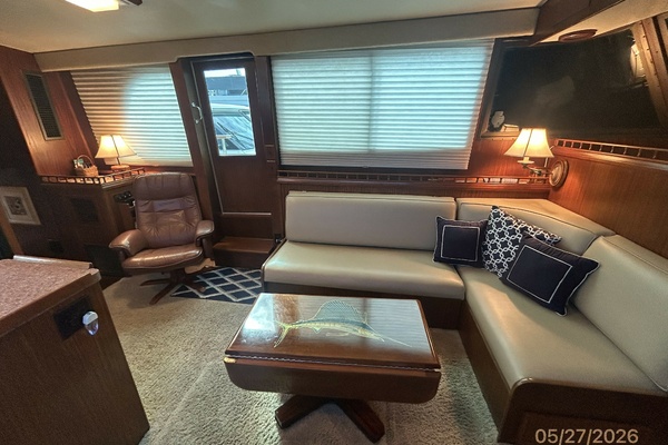 RoBoat 42ft Hatteras Yacht For Sale