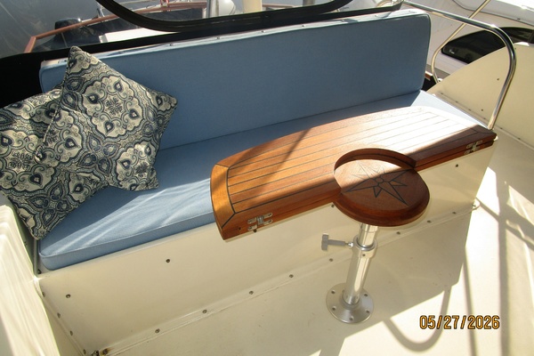 RoBoat 42ft Hatteras Yacht For Sale