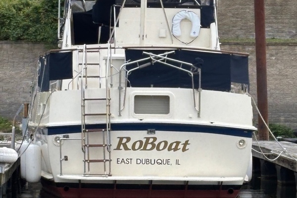 Photo of the 1981 Hatteras LRC "RoBoat"