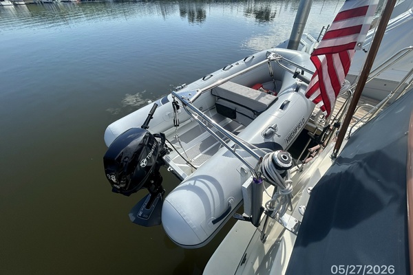 RoBoat 42ft Hatteras Yacht For Sale