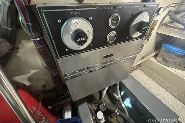 RoBoat 42ft Hatteras Yacht For Sale
