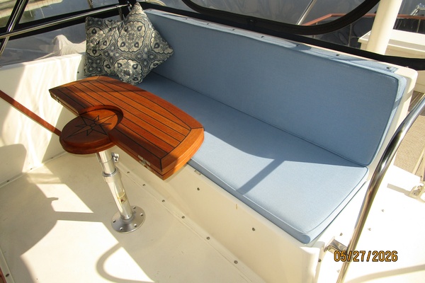RoBoat 42ft Hatteras Yacht For Sale