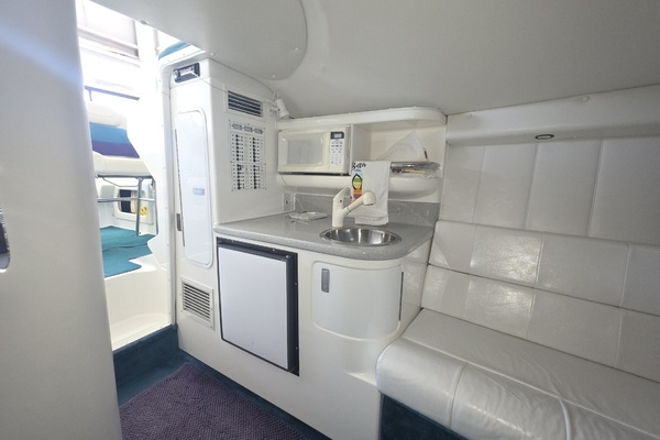 38ft Powerquest Yacht For Sale