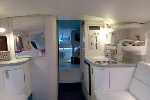 38ft Powerquest Yacht For Sale