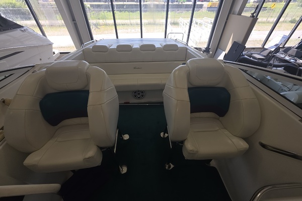 38ft Powerquest Yacht For Sale