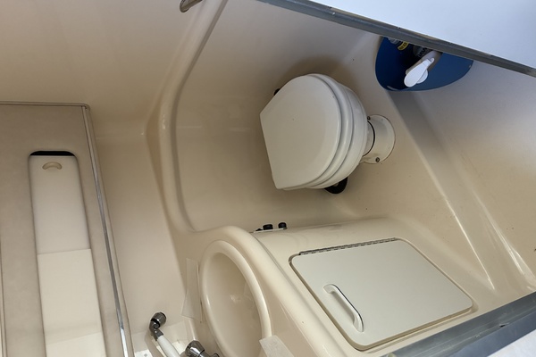 27ft Sea Ray Yacht For Sale