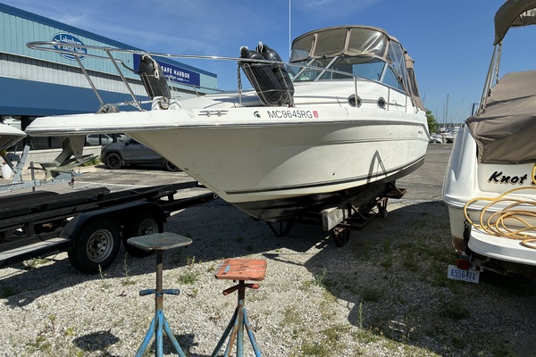 27ft Sea Ray Yacht For Sale