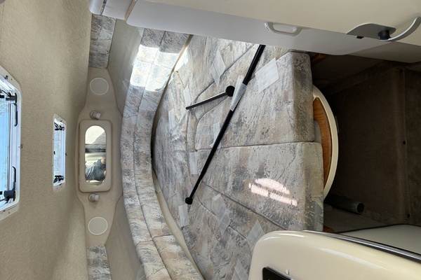 27ft Sea Ray Yacht For Sale