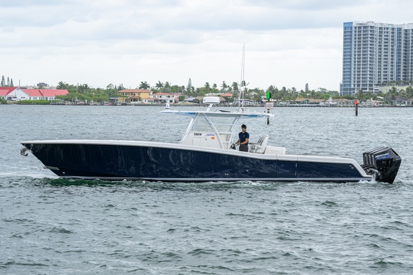 AMBITIOUS 42ft Invincible Yacht For Sale