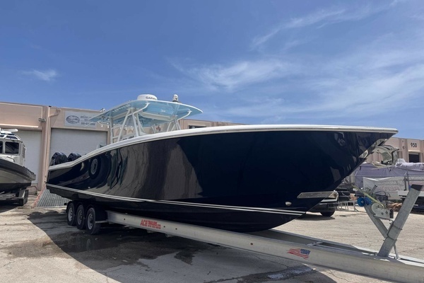42' Invincible