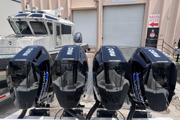 2019 Invincible 42