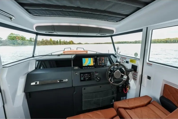 2022 Axopar 37 XC CROSS CABIN 37ft Axopar Yacht For Sale
