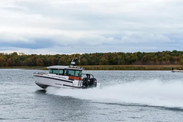 2022 Axopar 37 XC CROSS CABIN 37ft Axopar Yacht For Sale