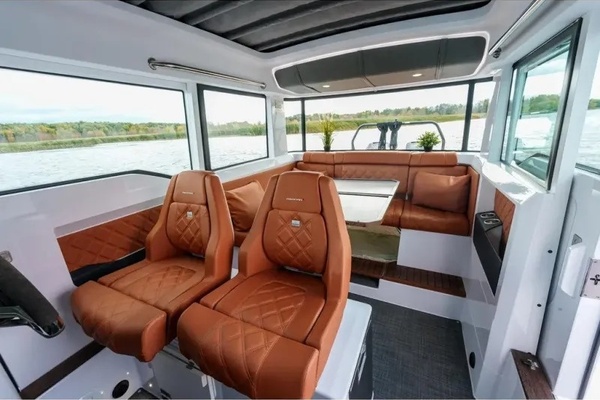 2022 Axopar 37 XC CROSS CABIN 37ft Axopar Yacht For Sale