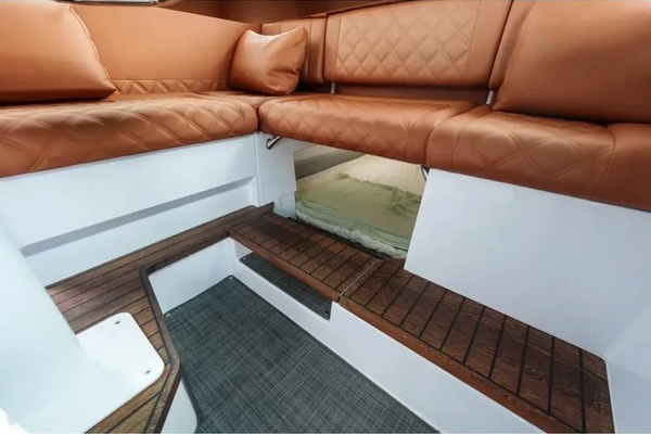 2022 Axopar 37 XC CROSS CABIN 37ft Axopar Yacht For Sale