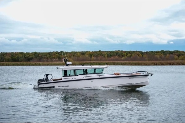 2022 Axopar 37 XC CROSS CABIN 37ft Axopar Yacht For Sale