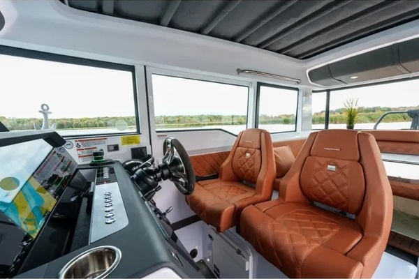 2022 Axopar 37 XC CROSS CABIN 37ft Axopar Yacht For Sale