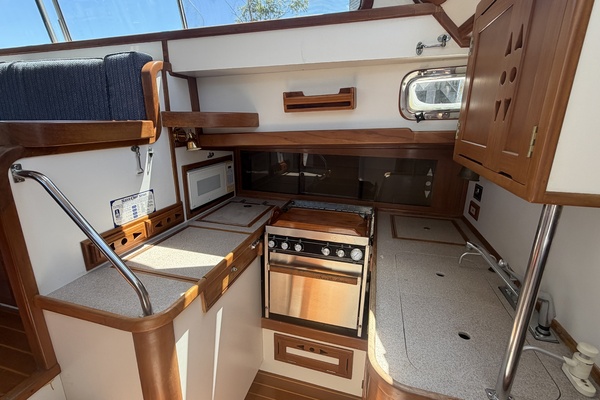 Sea Amor 40ft Cabo Rico Yacht For Sale