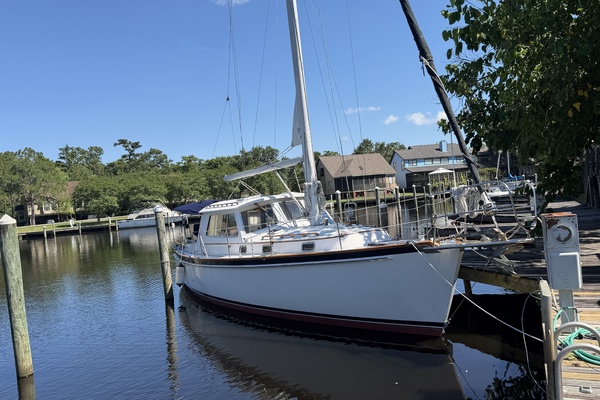 Sea Amor 40ft Cabo Rico Yacht For Sale
