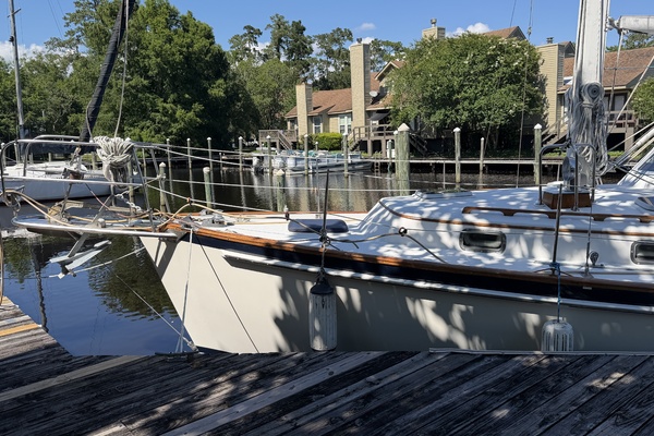 Sea Amor 40ft Cabo Rico Yacht For Sale