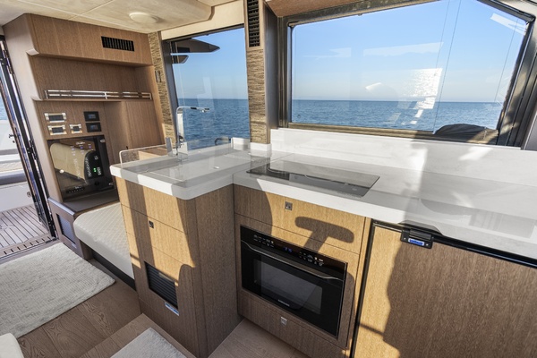 Why Knot 40ft Galeon Yacht For Sale