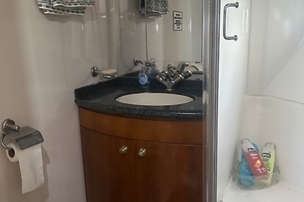 2000 Carver 45