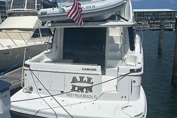 2000 Carver 45