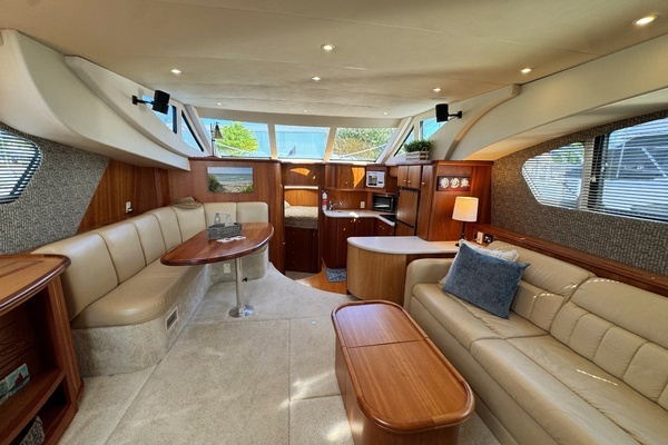 2002 Silverton 39