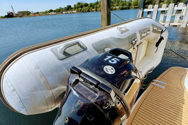 KEYAH IV 39ft Silverton Yacht For Sale