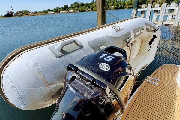 2002 Silverton 39